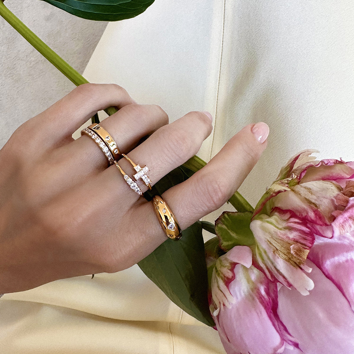 Invisible Set Dome Ring 18ct Gold Plated